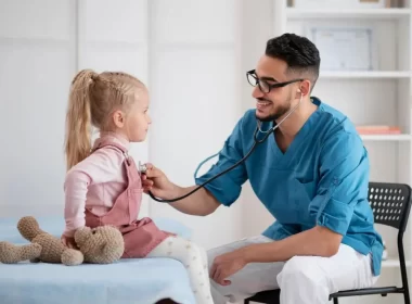 Semne care indică necesitatea unei consultații la medicul pediatru pentru copilul dumneavoastră