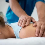 Exerciții de kinetoterapie pentru o recuperare rapidă și eficientă 28 Exerciții de kinetoterapie pentru o recuperare rapidă și eficientă